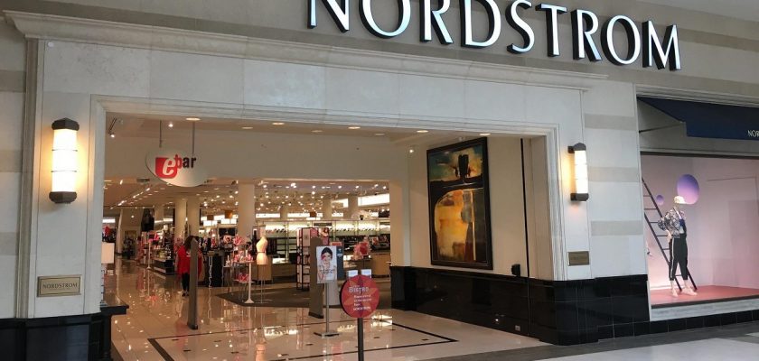 Nordstrom, muchas promociones en un solo lugar